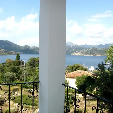 Aparthotel Lacivert Boutique Hotel 4*