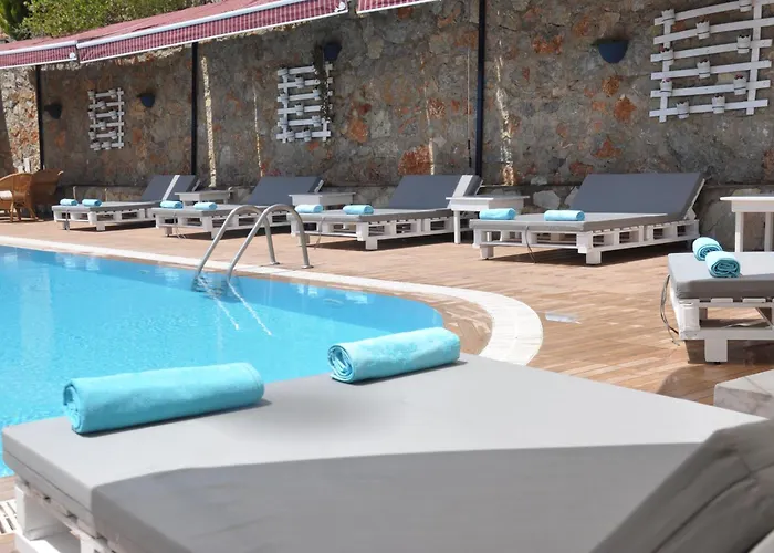 Aparthotel Lacivert Boutique Hotel 4*