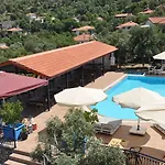 Aparthotel Lacivert Boutique Hotel 4*