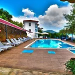 Lacivert Boutique Hotel Aparthotel