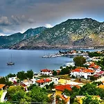 Lacivert Boutique Hotel 4*