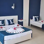 Aparthotel Lacivert Boutique Hotel 4*