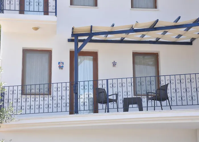 Lacivert Boutique Hotel Aparthotel 4*