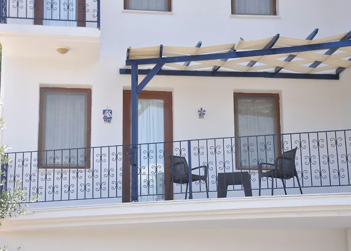 Lacivert Boutique Hotel Aparthotel 4*