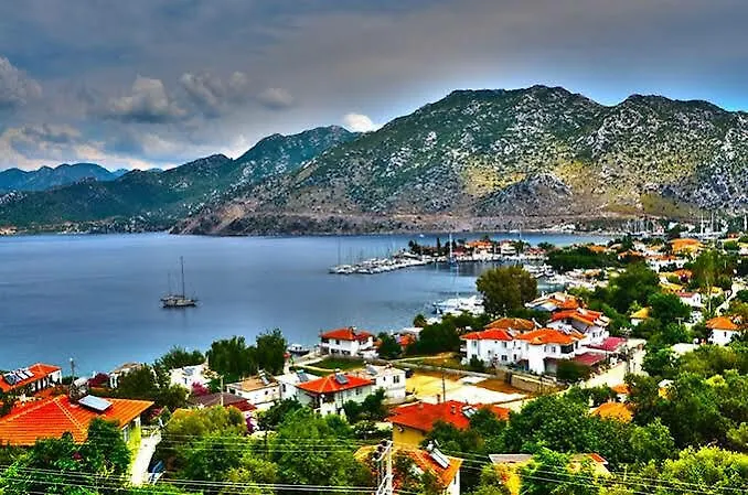 Lacivert Boutique Hotel 4*