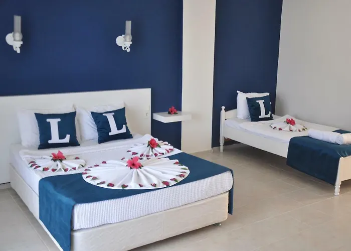 Aparthotel Lacivert Boutique Hotel 4*